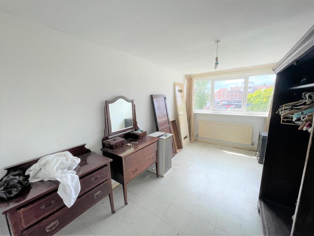 Bedroom.jpg
