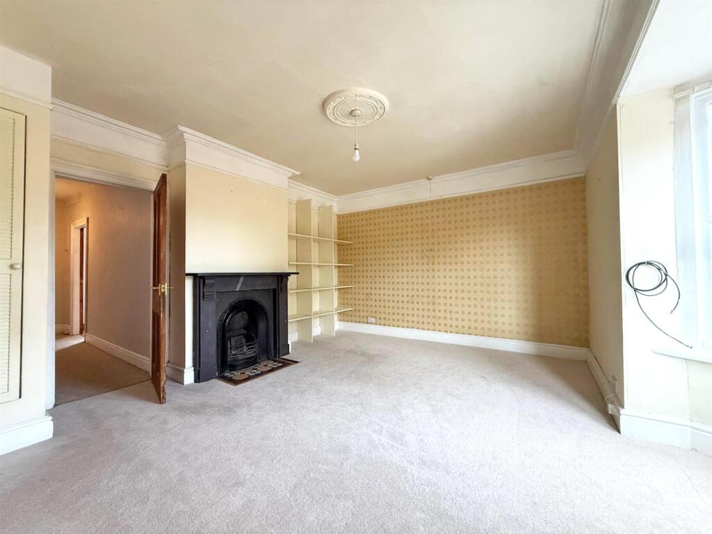 thumbnail_image3 (1).jpg