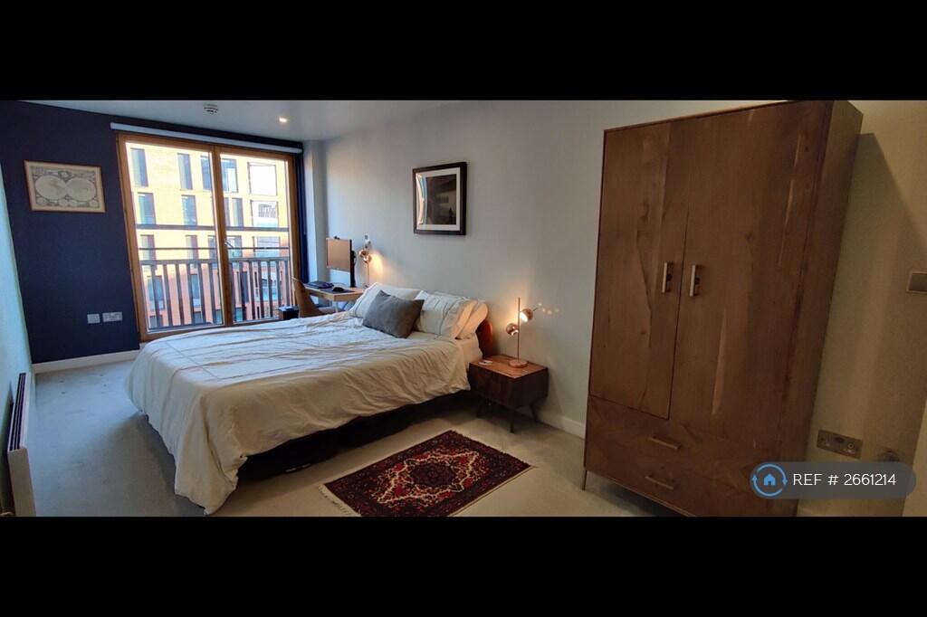 Main Bedroom