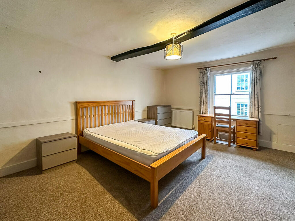 Bedroom One (3)