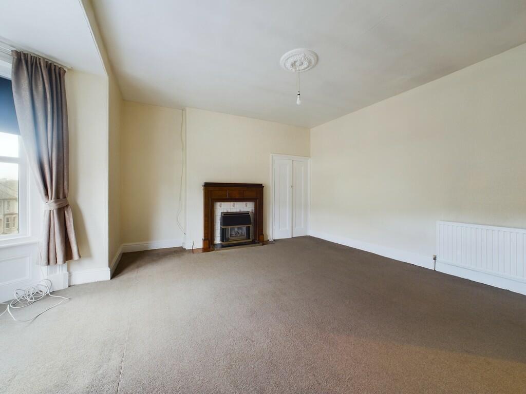 CAM02089G0-PR0374...