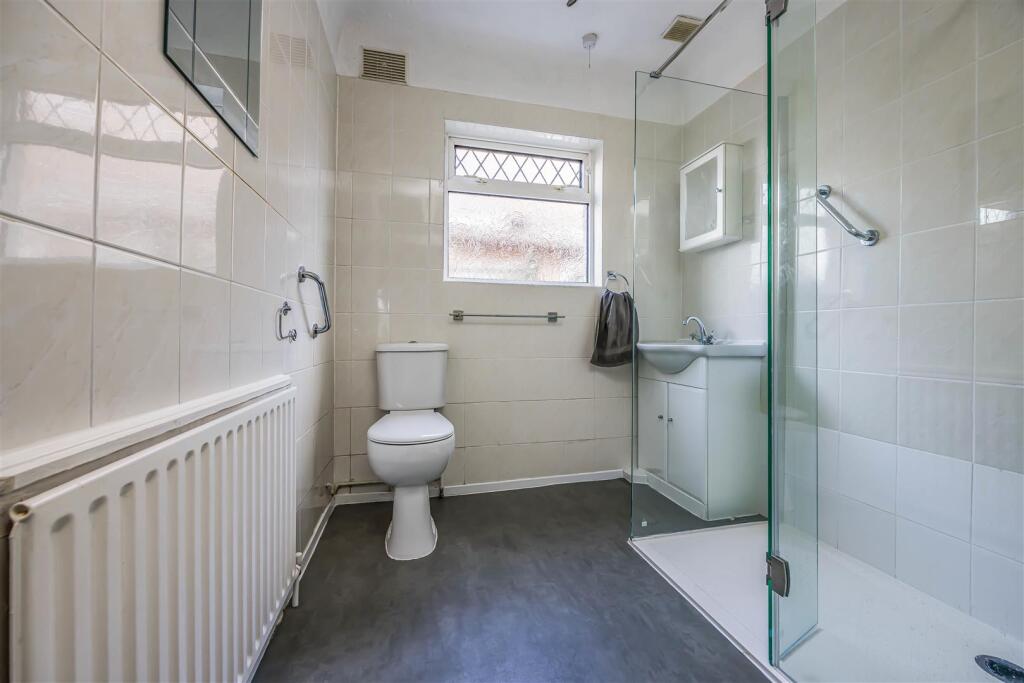 28 Warfield Crescent, Waterlooville-Small-PorticoM