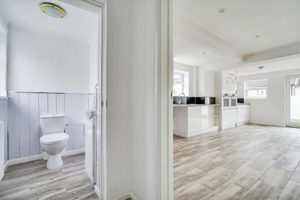 Downstairs Cloakroom