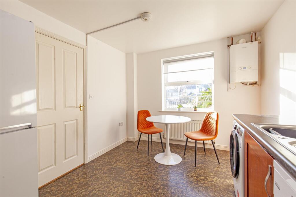 Kitchen-3.jpg