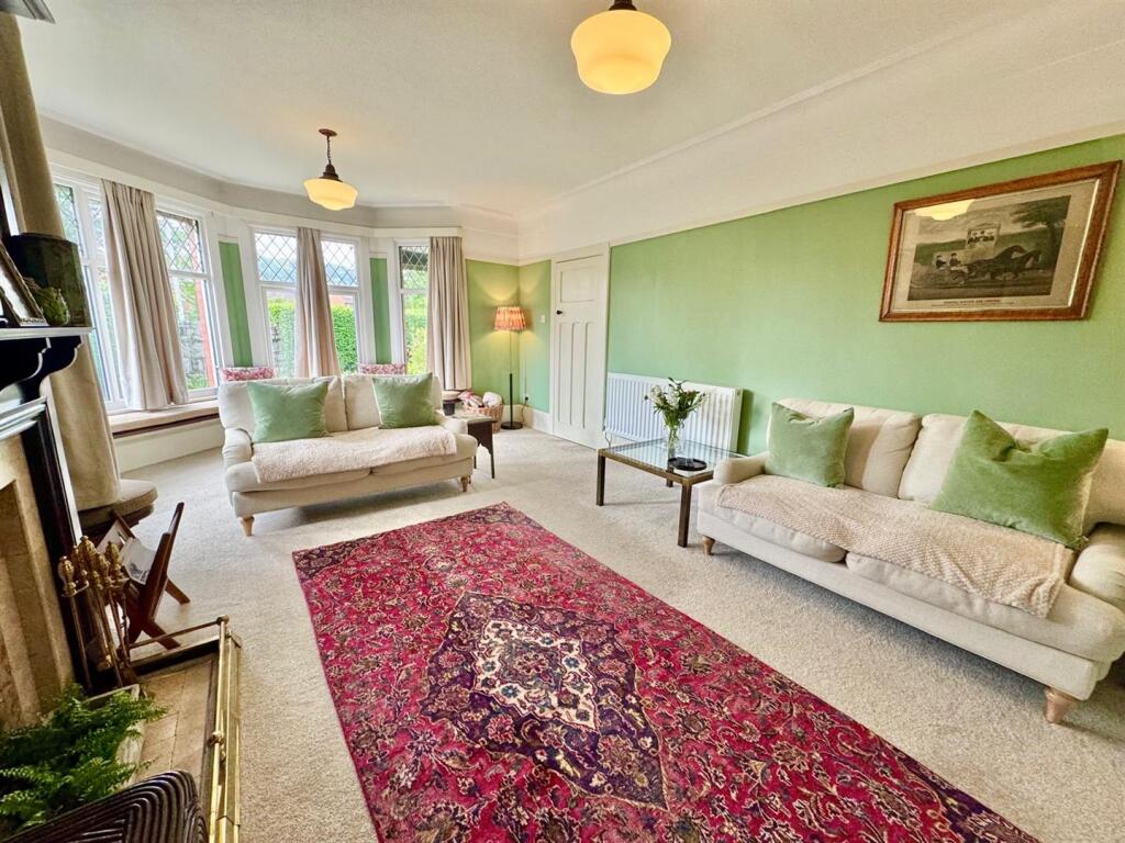 PHOTO-2025-06-10-20-52-41 (3).jpg