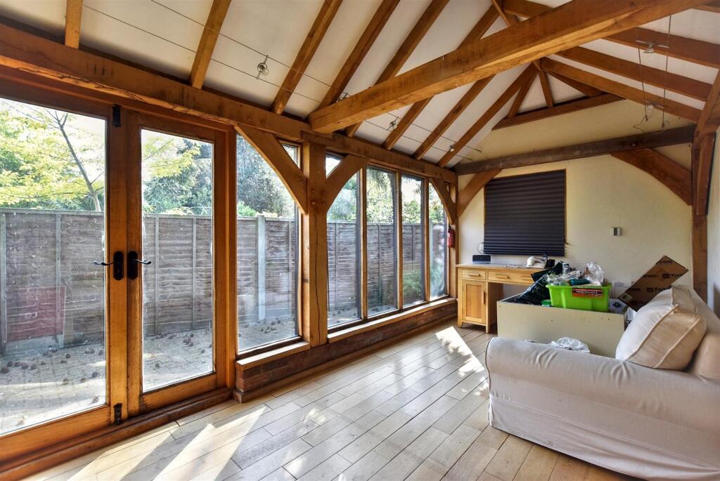 Garden Room.JPG