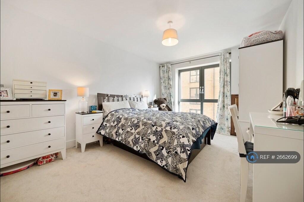 Main Bedroom 