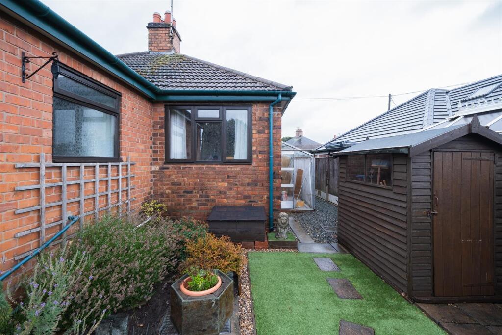 25 Frida Crescent-024.jpg