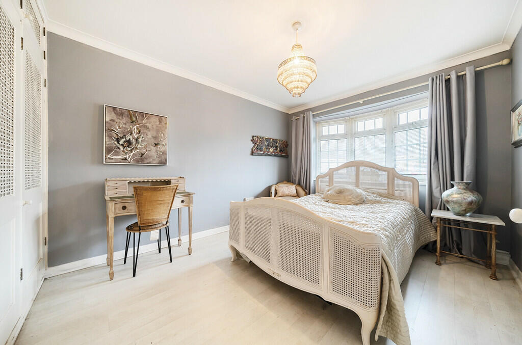 bedroom1