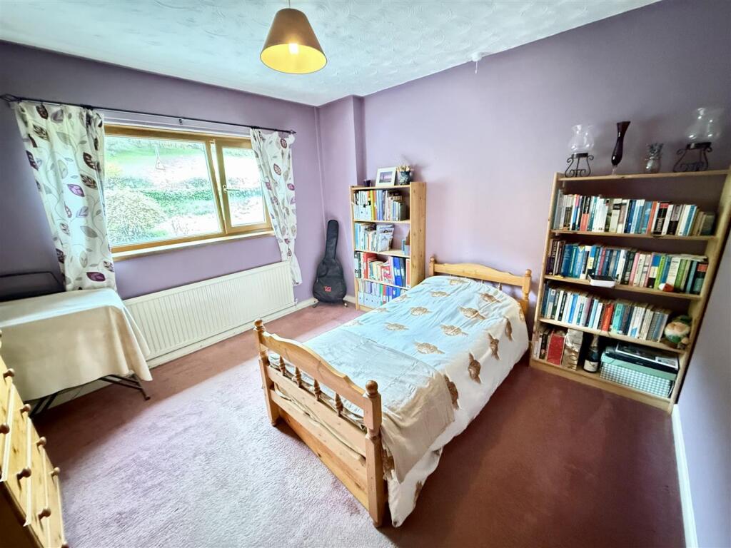 Front Double Bedroom 2