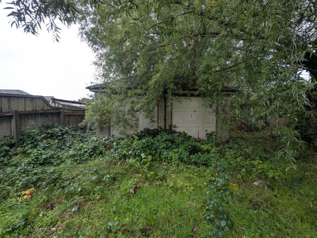 1000033051 T202510061132.jpg