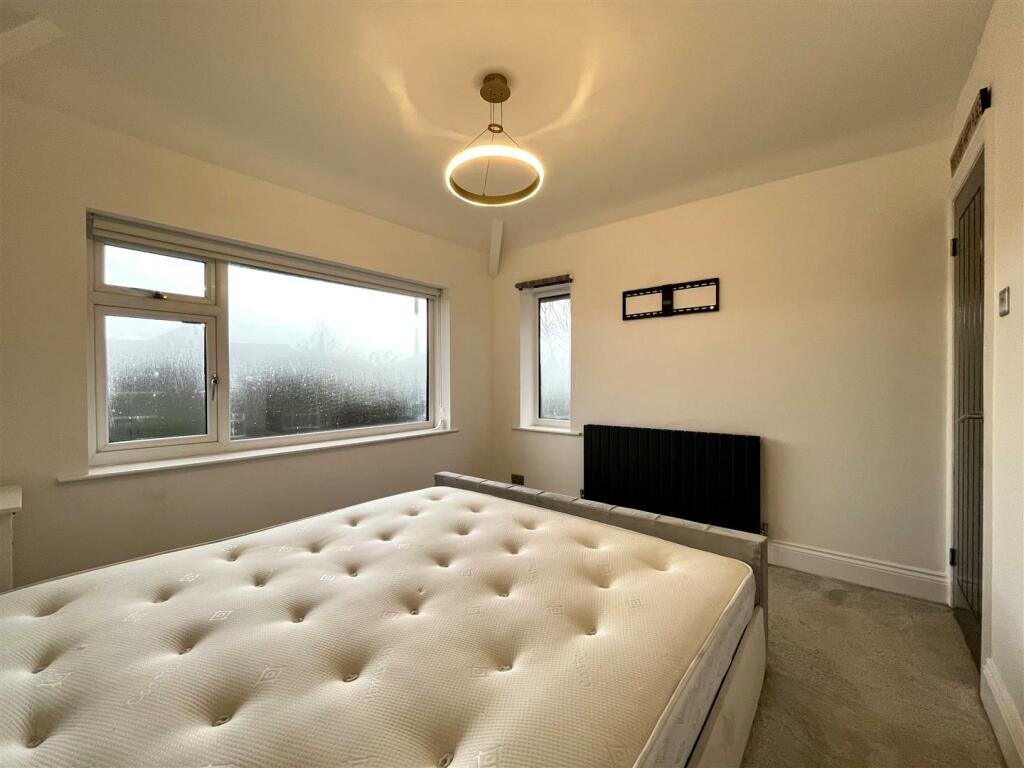 Bedroom 2 Aspect 2