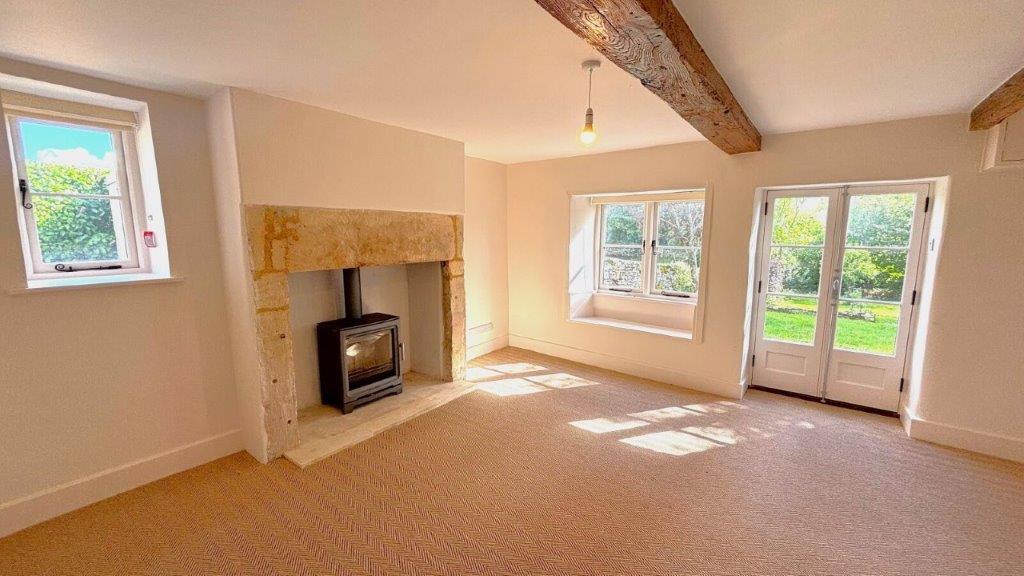 Hawkins Cottage - Sitting Room.jpg