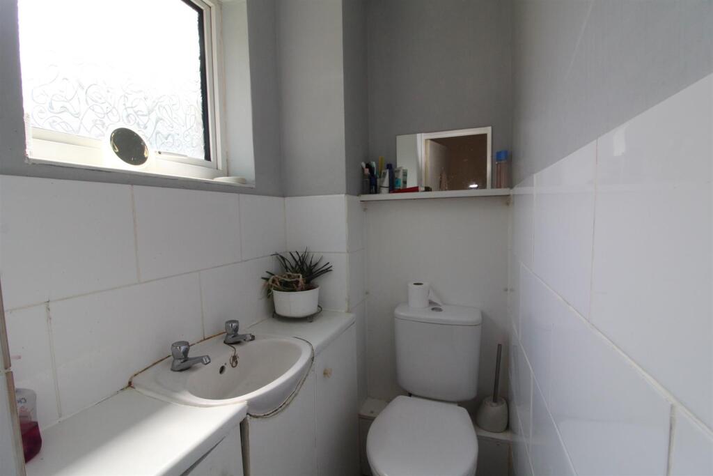 Cloakroom.JPG