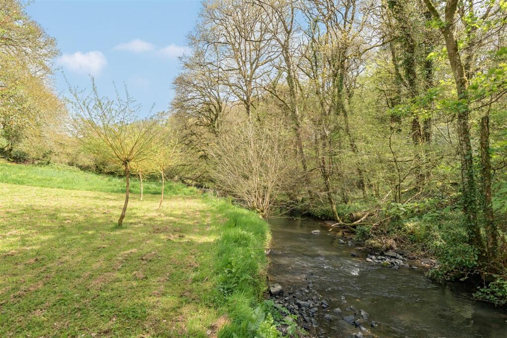 6453be8e2a653-977848  (22).JPG