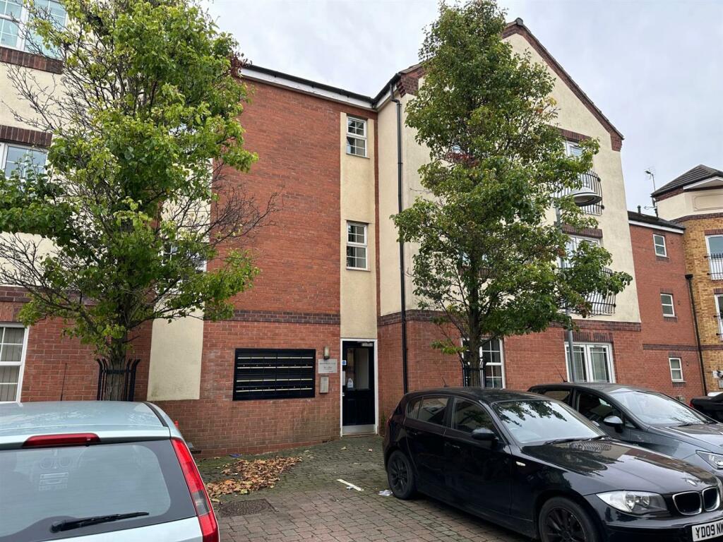 40 Manorhouse 1.jpg