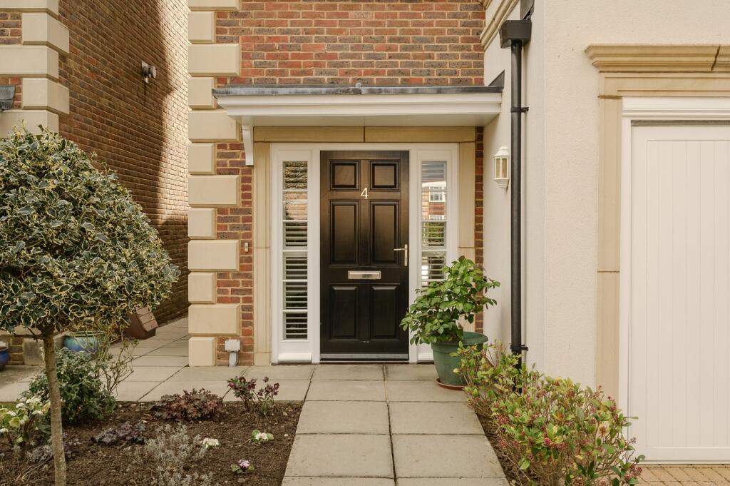 Entrance Porch