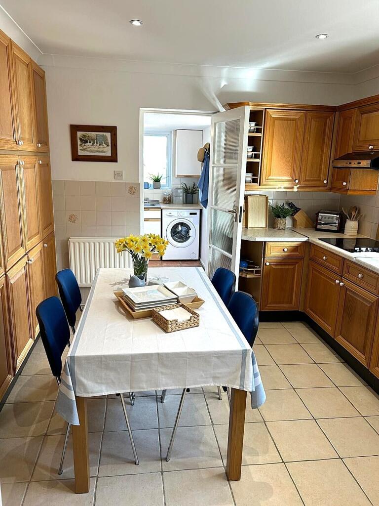 Kitchen/Breakfast Room