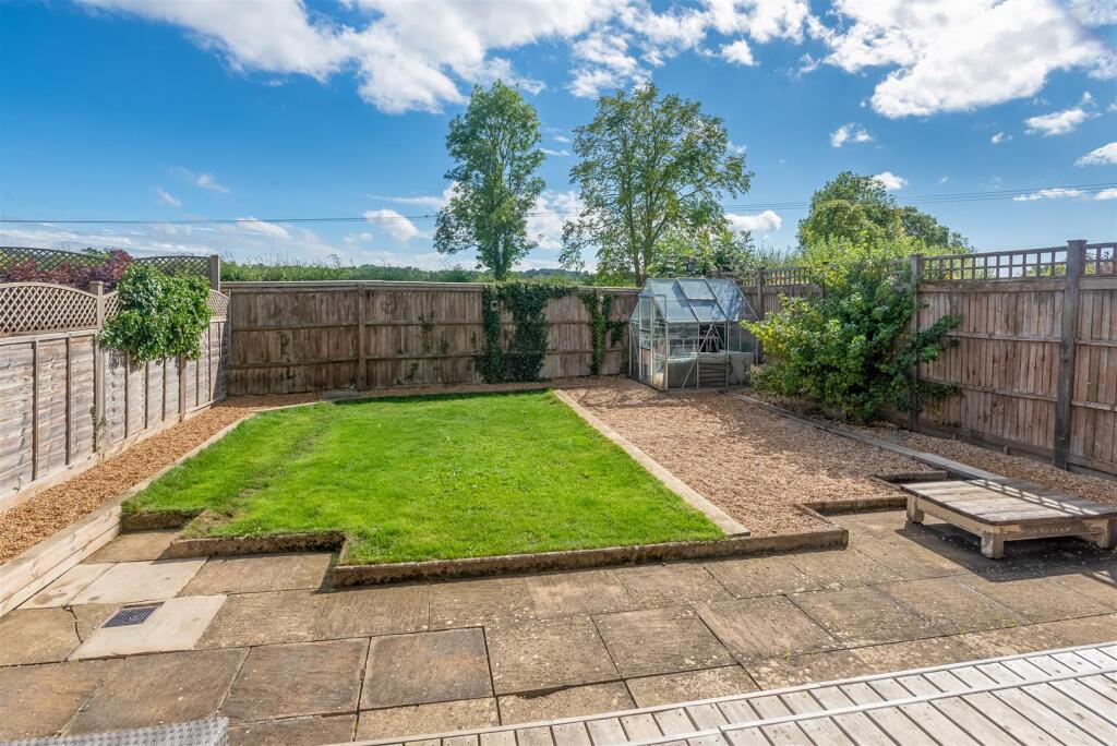 11 Arbour Close 1764-4.jpg