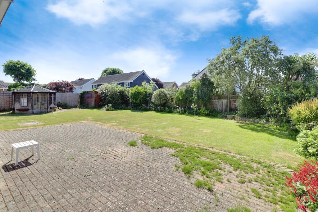 23509570-img_7109...