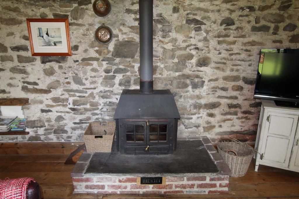 cottage woodburner.JPG