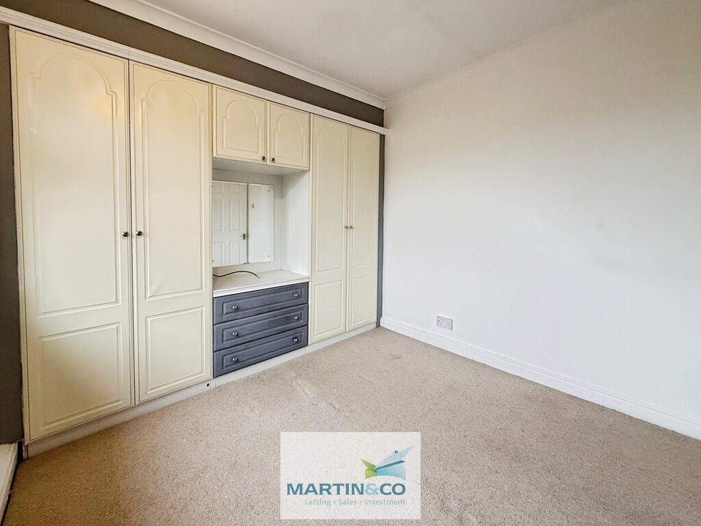 dc89b702--442B-8C...