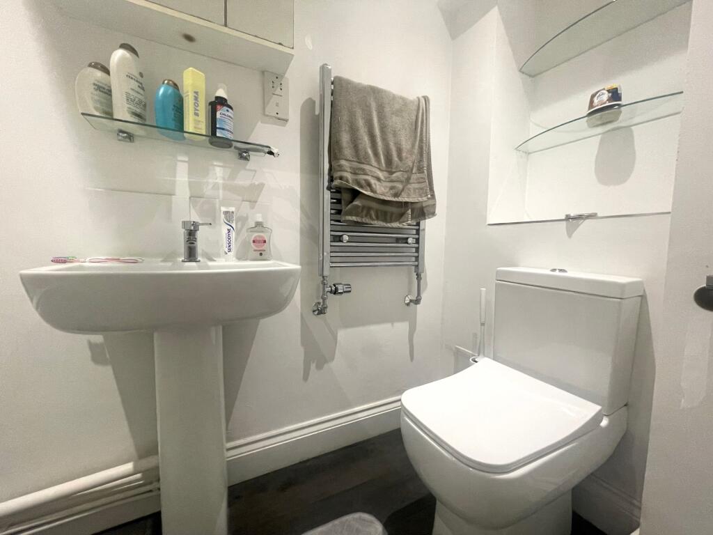 ensuite 2