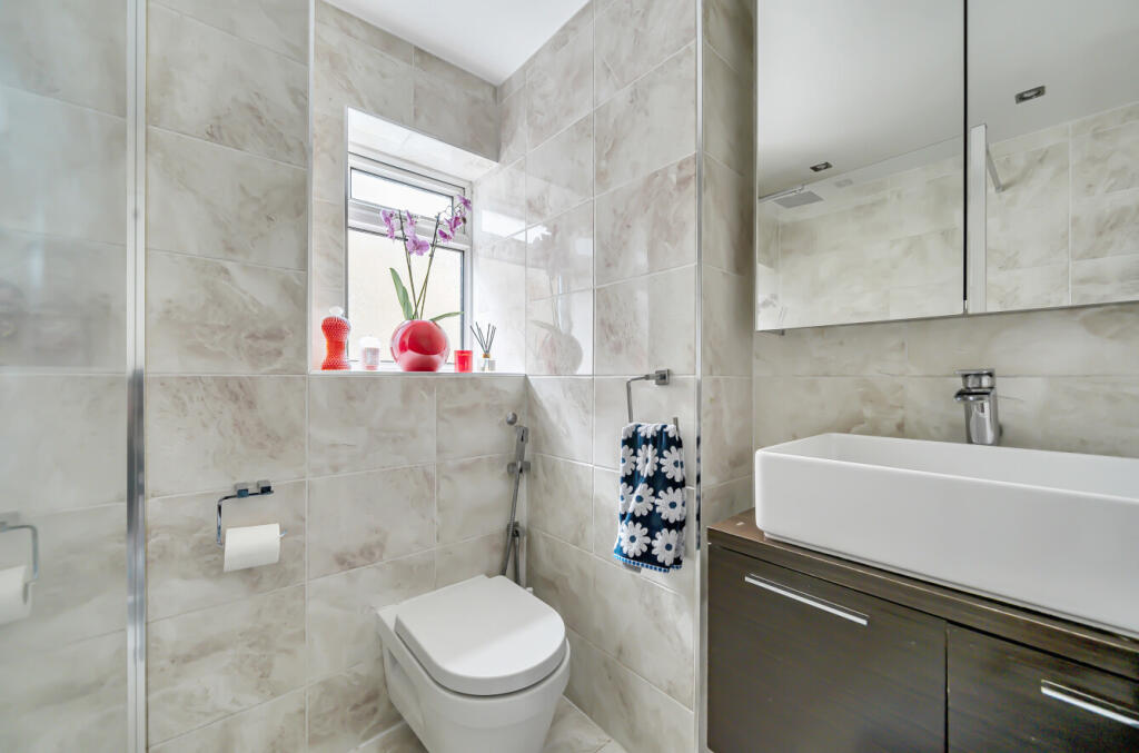 1316881-17-68640e...