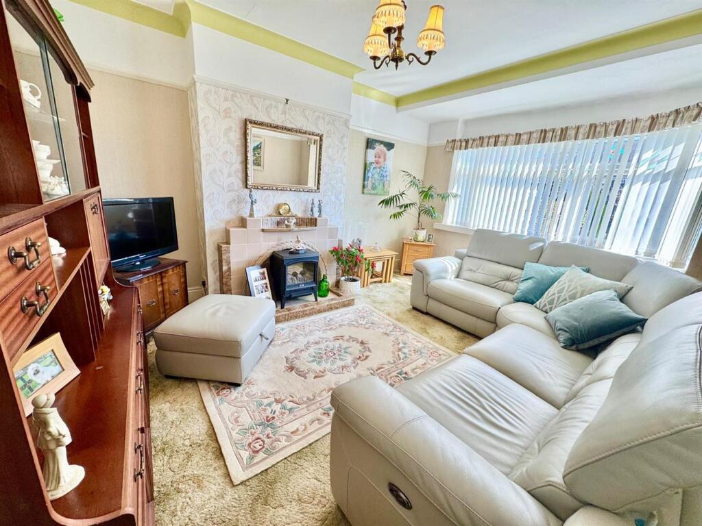 PHOTO-2025-04-01-19-45-28 (20).jpg