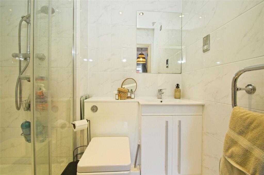 Ensuite Bathroom