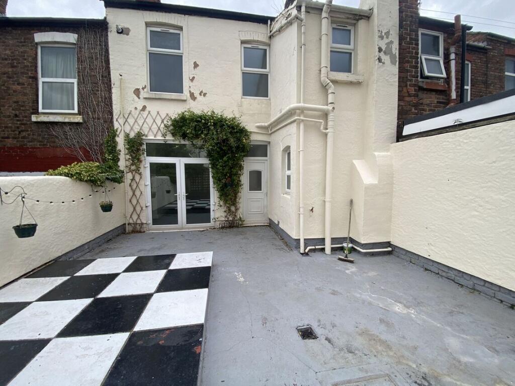 Outside - Rear