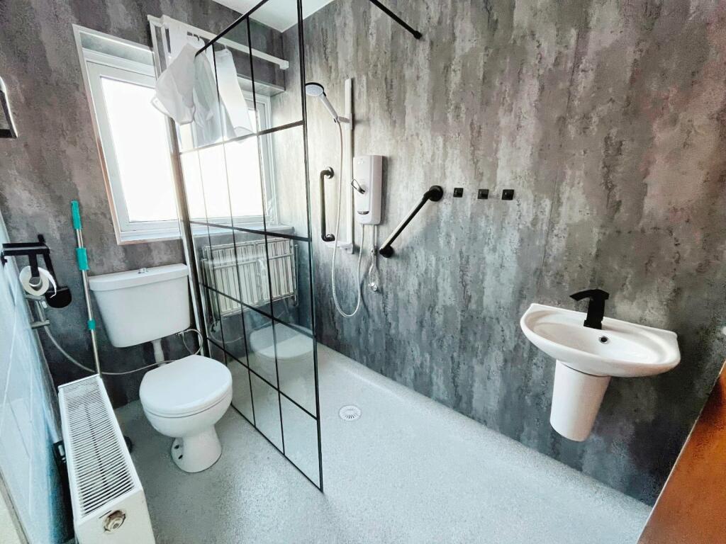 Picture 7