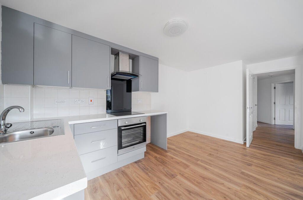 1386866-5-692edc4...