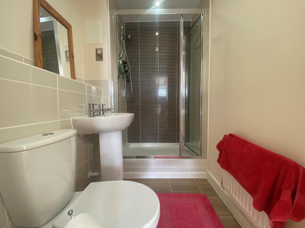 En-suite Bathroom