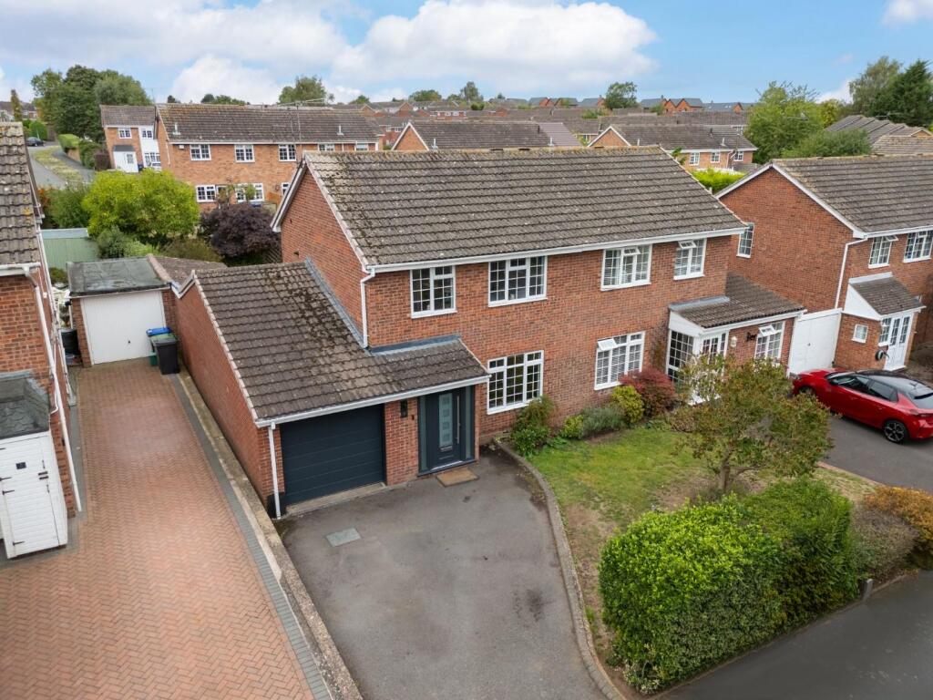 Farm Walk, Bishops Tachbrook, Leamington Spa