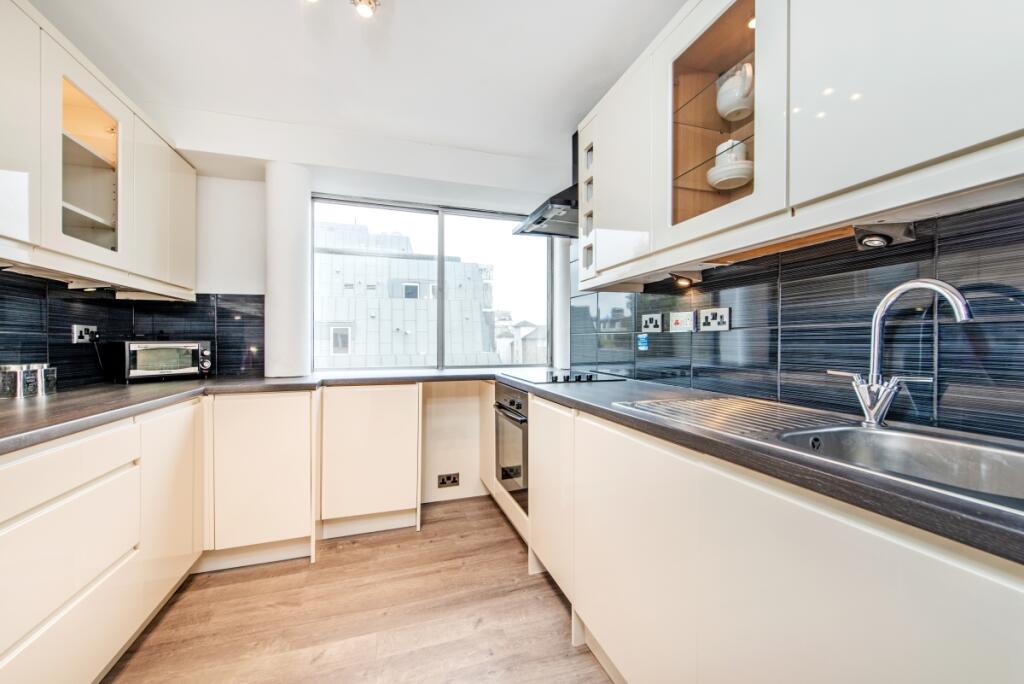 18510_kfh_st_johns_w