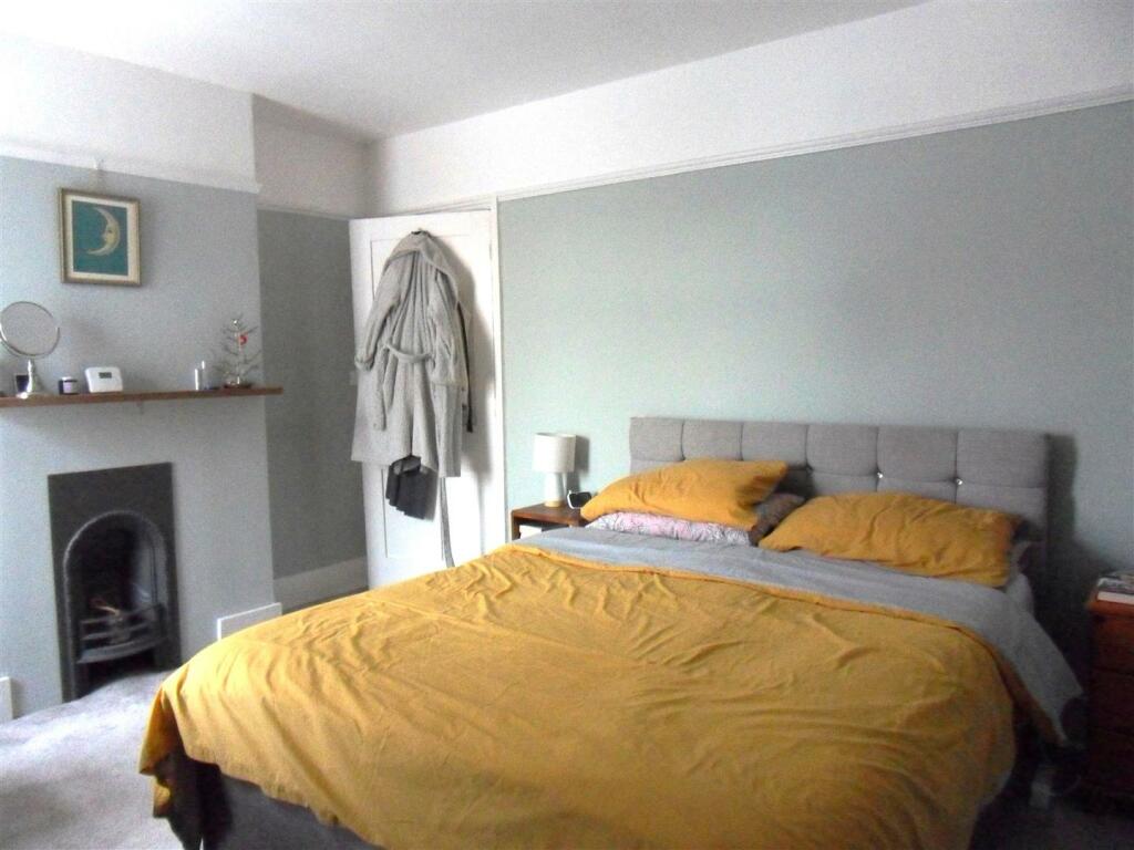 bigbed.JPG