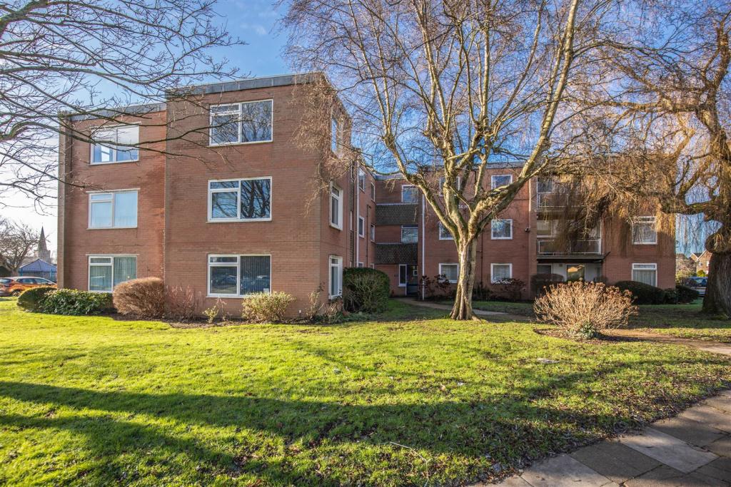 11 Pelham Court-8.jpg