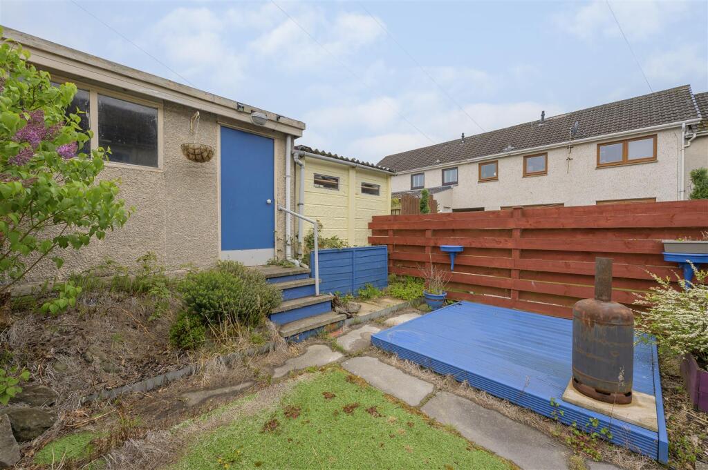 5 Forker Avenue 019.jpg