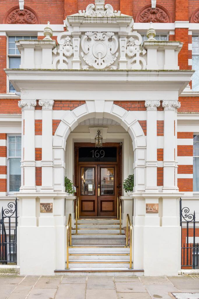 AWinship-8830-09-...