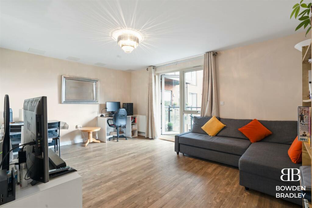 Living Room/Kitchen