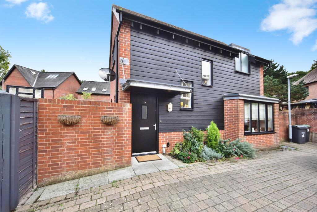 Hawley Drive, Leybourne, West Malling