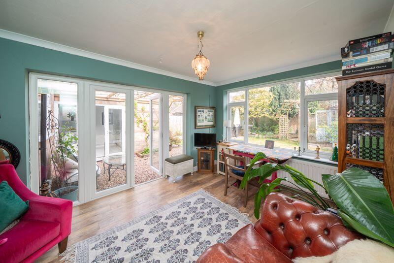 Garden room
