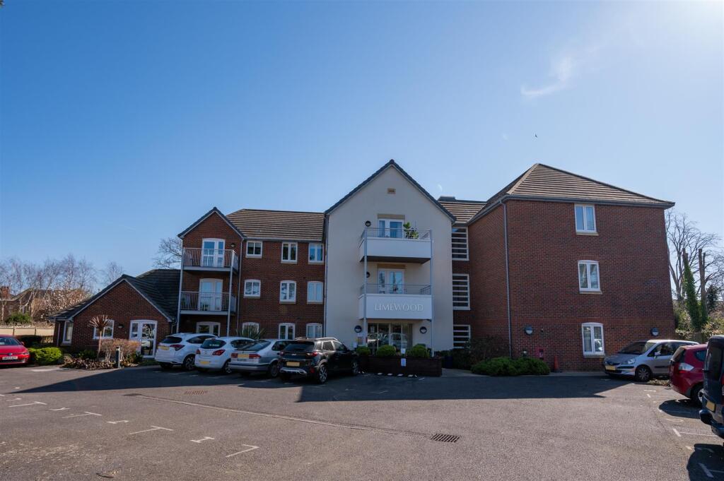 Flat 17 Limewood 25 17.jpg