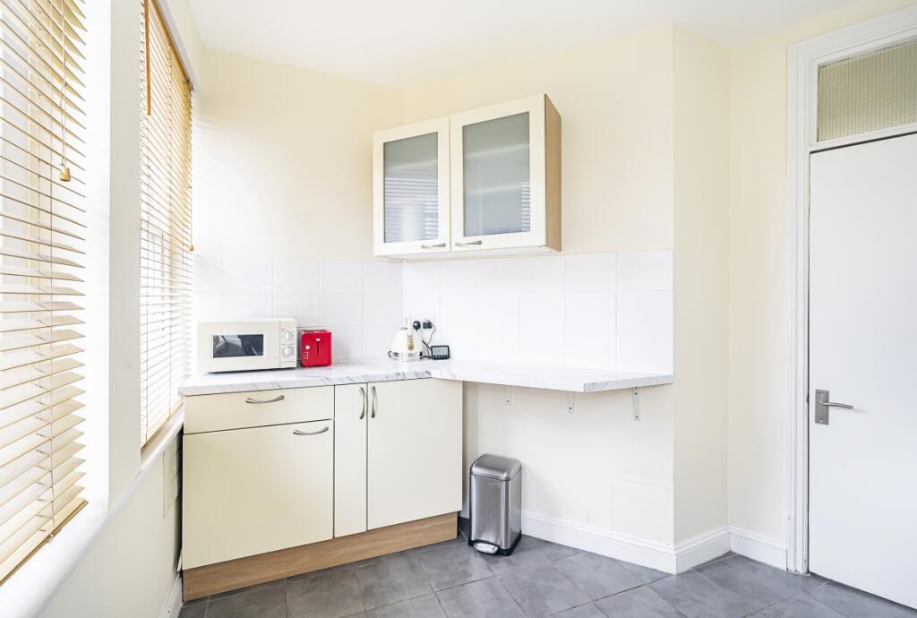 Bessborough-Mansi...