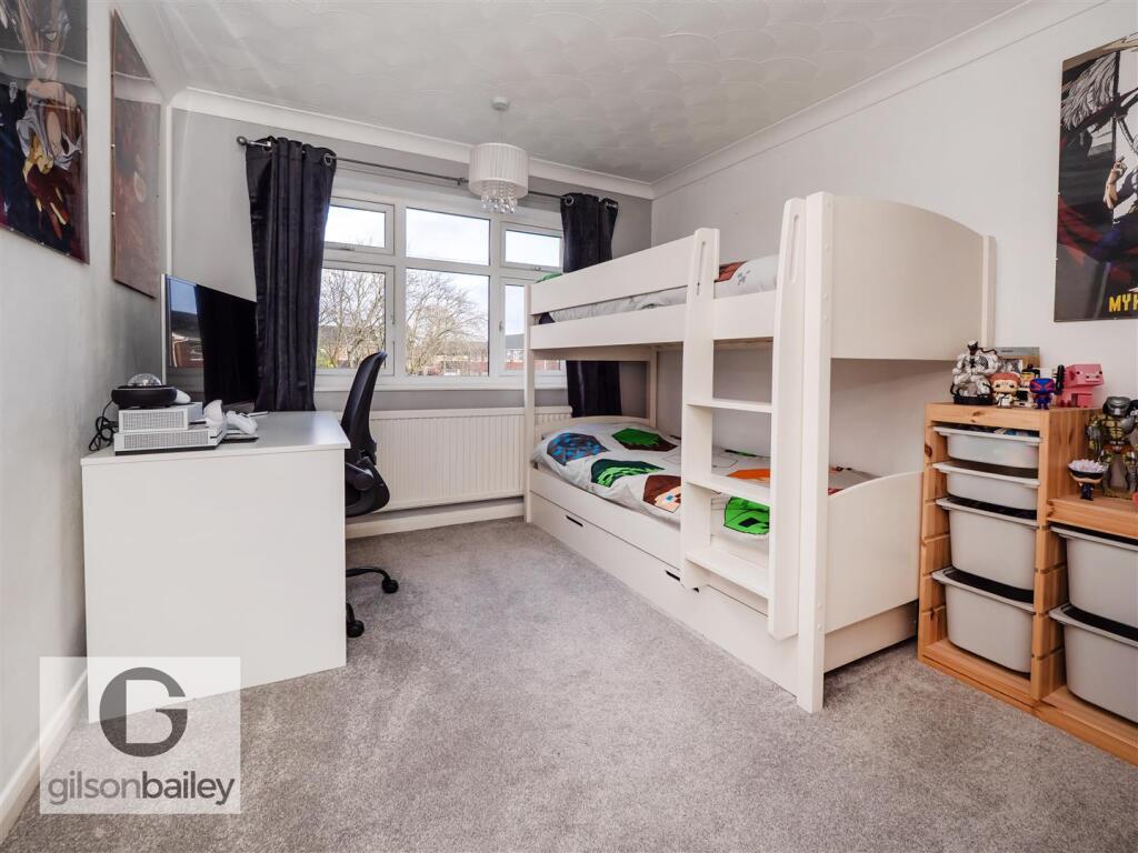 24AylesburyClose-37.jpg