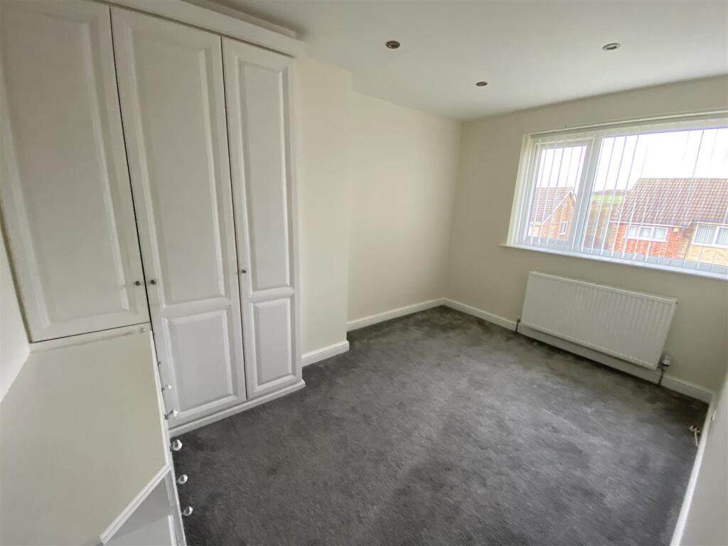 Bedroom no.1 front double: