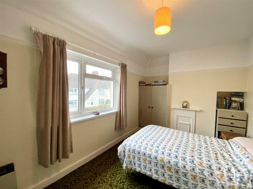 BEDROOM 3