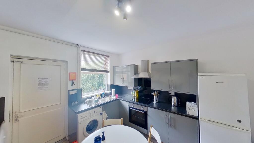 26-Cromwell-St-09092022_160756