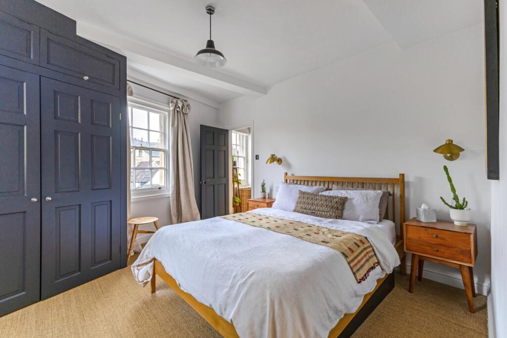 84861_Forsters Ho...